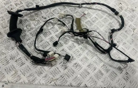 Mitsubishi Eclipse Cross Front door wiring loom 9852 H230 0000F68
