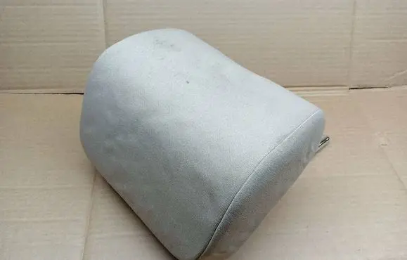 Nissan Micra Rear seat headrest 