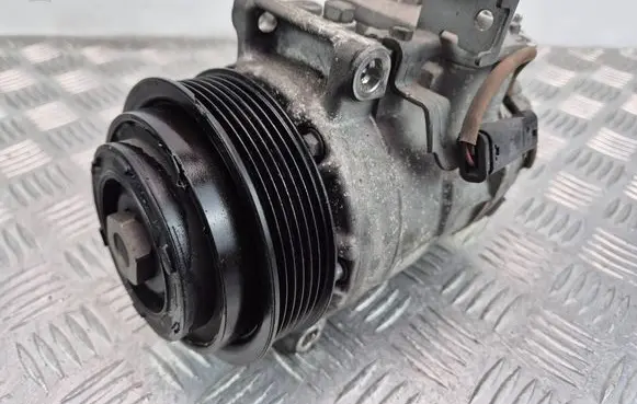 Mercedes-Benz E W212 Air conditioning (A/C) compressor (pump) A0008302500 6SEU16C 4471504324