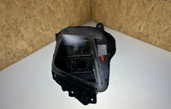Hyundai Tucson TL Headlight/headlamp N792112010 3883503