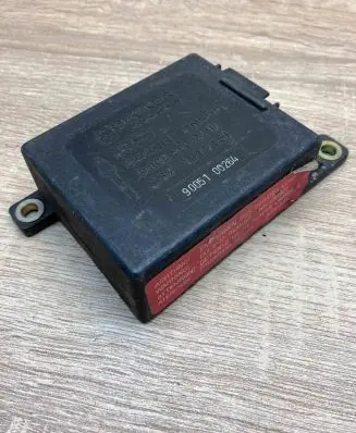 Mercedes-Benz E W124 Airbag control unit/module 0048202410 8411017160