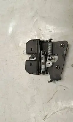 BMW 1 F40 Seat back rest lock catch 7112863