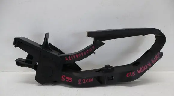 Mercedes-Benz CLK A209 C209 Accelerator throttle pedal A2113010001