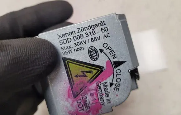 Renault Scenic II - Grand scenic II Headlight ballast module Xenon 5DD00831950