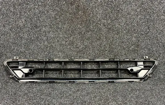 Volvo XC60 Front bumper lower grill 32296071