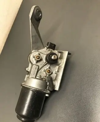 Nissan Note (E11) Wiper motor