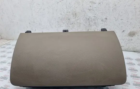 Audi Q7 4L Glove box 4L1880302B