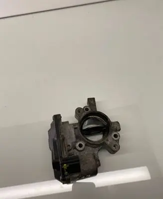 Opel Corsa D Throttle body valve 55564247