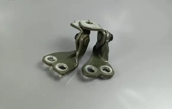 Rear door hinge set