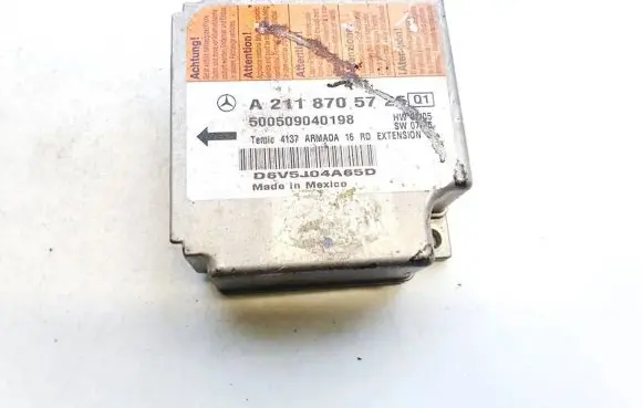 Mercedes-Benz CLS C219 Airbag control unit/module a2118705726 500509040198