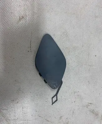 BMW 3 G20 G21 Front tow hook cap/cover 7422621 51117422621