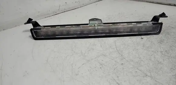 Volvo XC70 Third/center stoplight 8658948