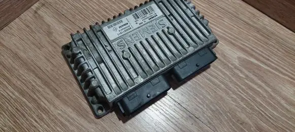 Renault Laguna II Gearbox control unit/module 8200211611 S118038004