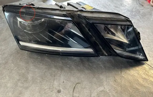 Skoda Octavia Mk3 (5E) Headlight/headlamp 030110423200 5E941016D
