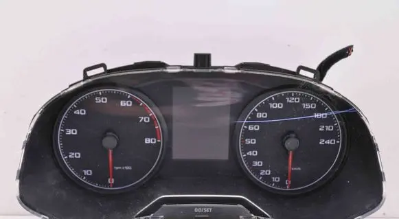 Speedometer (instrument cluster)
