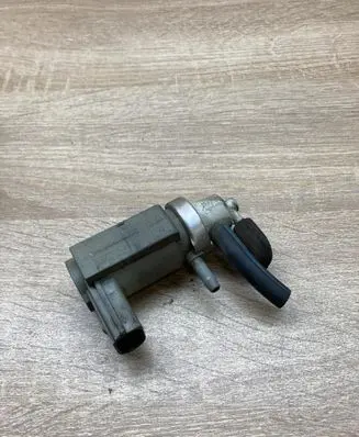 Audi A4 S4 B6 8E 8H Turbo solenoid valve 059906627C 7229032