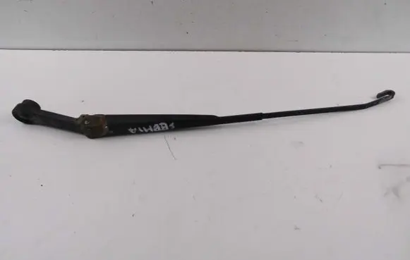 KIA Sephia Front wiper blade arm