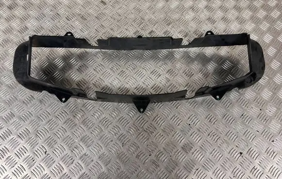 Maserati Quattroporte Intercooler air guide/duct channel 670007332 670007334
