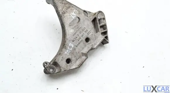 Volkswagen Tiguan Engine mounting bracket 03L199207 KTS132V120