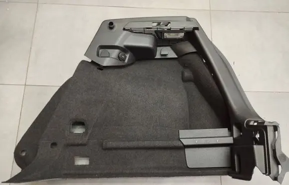 Volkswagen Golf VII Trunk/boot side trim panel 5C6867428A