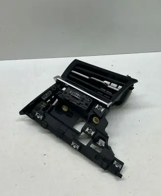 Audi Q8 Panel trim 4M8820901H 1063500 22102024