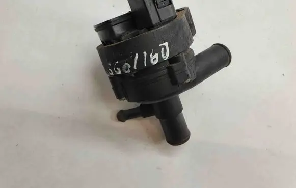 Mercedes-Benz E W212 Electric auxiliary coolant/water pump