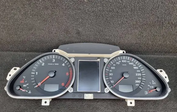 Speedometer (instrument cluster)