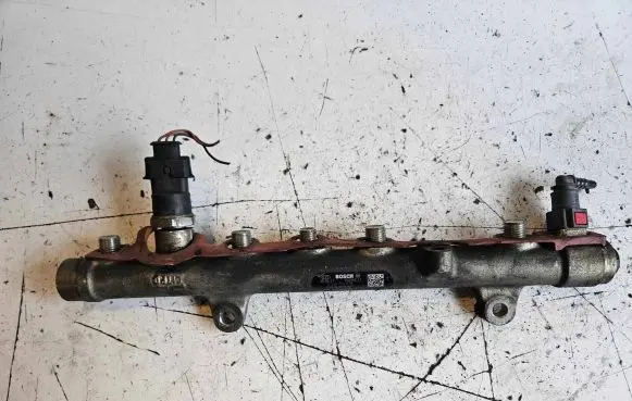 Suzuki Grand Vitara II Fuel main line pipe 8200396999 002662L1 0445214078
