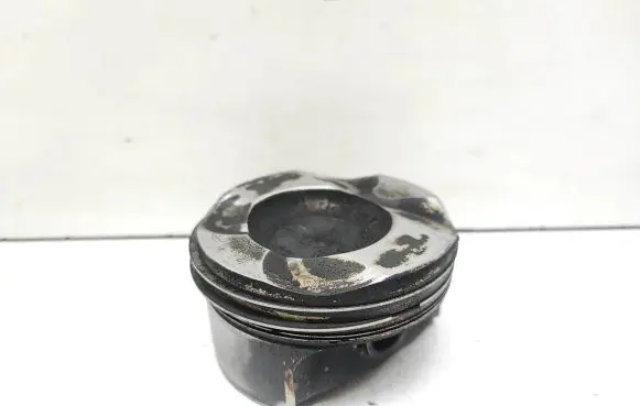 BMW 3 E92 E93 Piston 