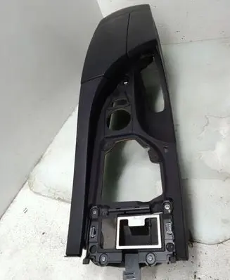 BMW 5 E60 E61 Center console 7034086