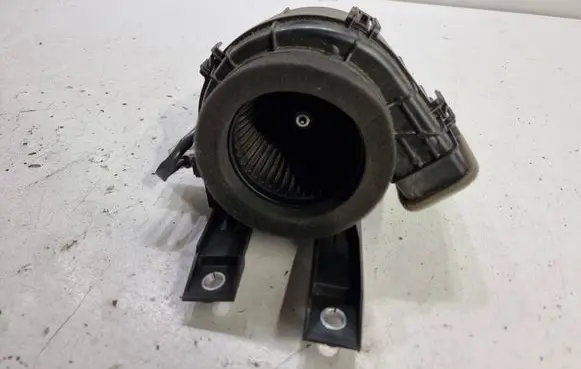 Toyota C-HR I Hybrid/electric vehicle battery fan G923047080 1801015528 BASF510B21