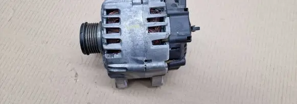 Peugeot 207 Generator/alternator 9664779680