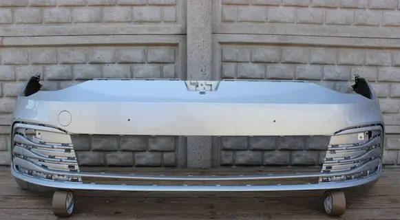 Volkswagen Golf VIII Front bumper 5H0807221H