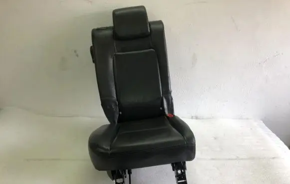 Chevrolet Captiva Rear seat 