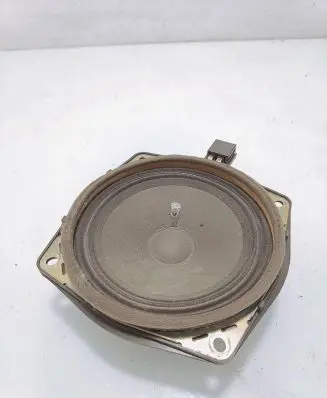 Hyundai Elantra Front door speaker 963302D700