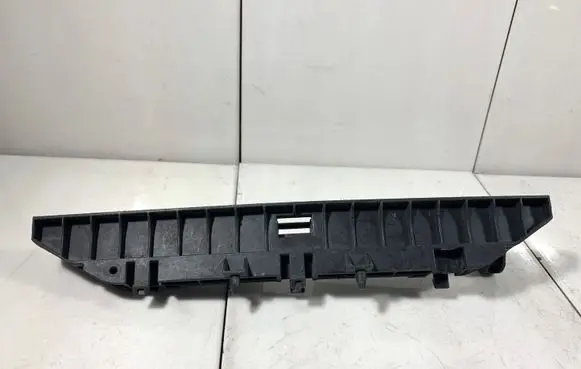 Volkswagen Touareg I Other trunk/boot trim element 7L0864225B
