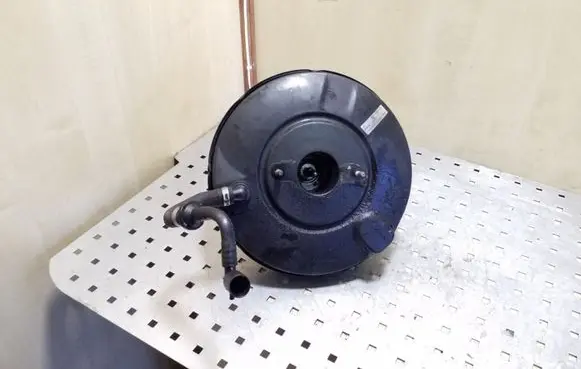 Audi A3 S3 8P Brake booster 1K1614105AJ 0204051068