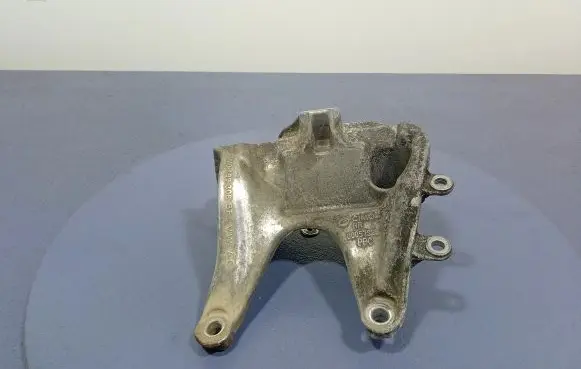 Audi RS Q8 Engine mount vacuum valve 4M0199308BF