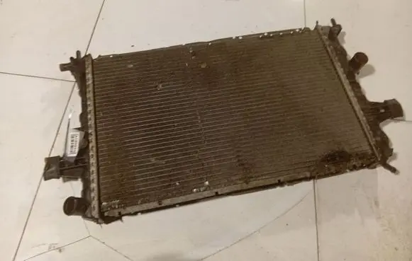 Opel Astra G Coolant radiator
