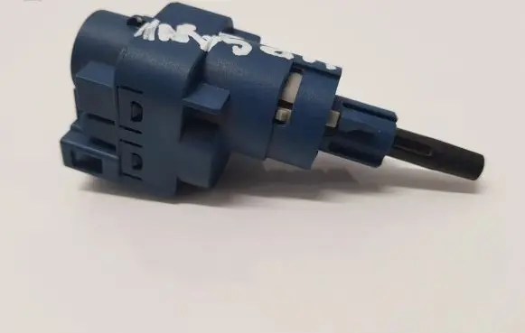 Clutch pedal sensor