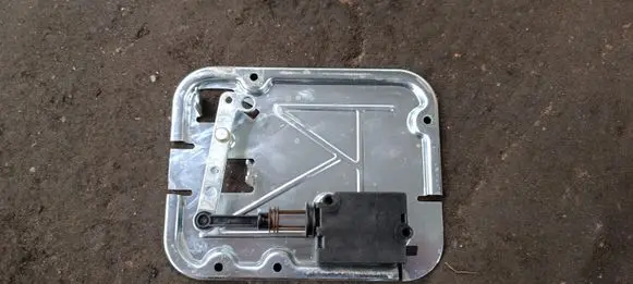 BMW X5 E53 Tailgate boot lock/latch motor 8408497
