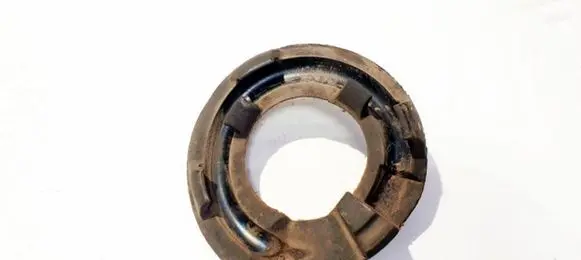 Tesla Model Y Front coil spring rubber mount 104447900e 1044479-00-e