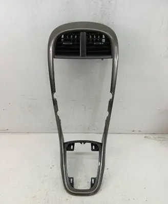 Chevrolet Malibu Panel trim AME18618