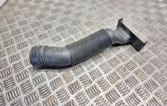 Skoda Roomster (5J) Air intake hose/pipe 6q0129618k