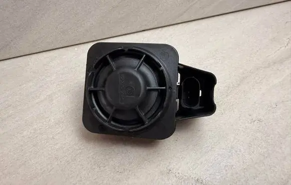 Volkswagen Touran III Alarm system siren 5Q0951605A