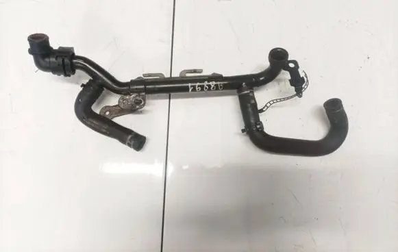 Audi A4 S4 B7 8E 8H Heater radiator pipe/hose 06d121058q
