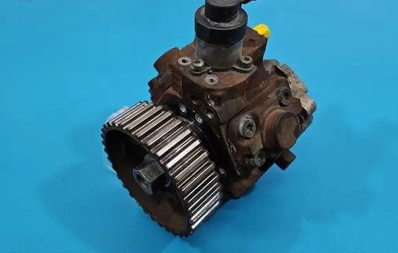 Citroen C3 Picasso Fuel injection high pressure pump 0445010102 IMPRK1575697