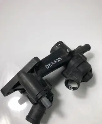 Volkswagen Touran I Thermostat 03C121026K