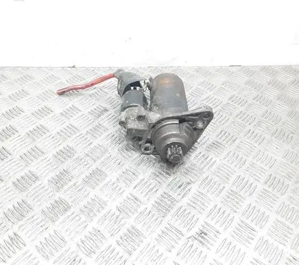 Volkswagen Touran I Starter motor