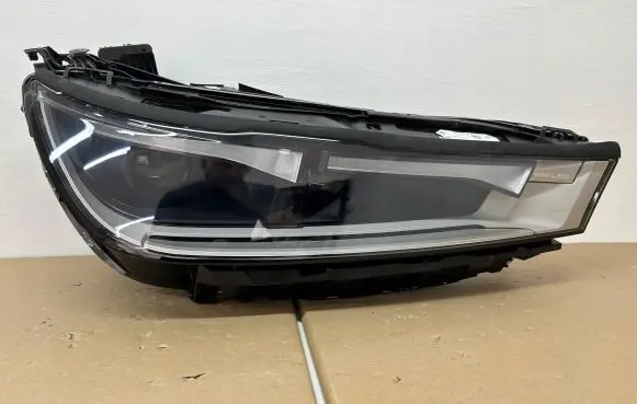 BMW iX Headlight/headlamp 5A3CE96